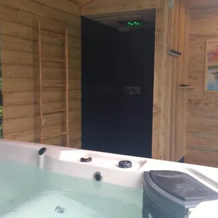 Le Spa Des 4 Saisons Avec Jacuzzi Privatif *
