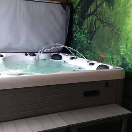 Le Spa Des 4 Saisons Avec Jacuzzi Privatif *